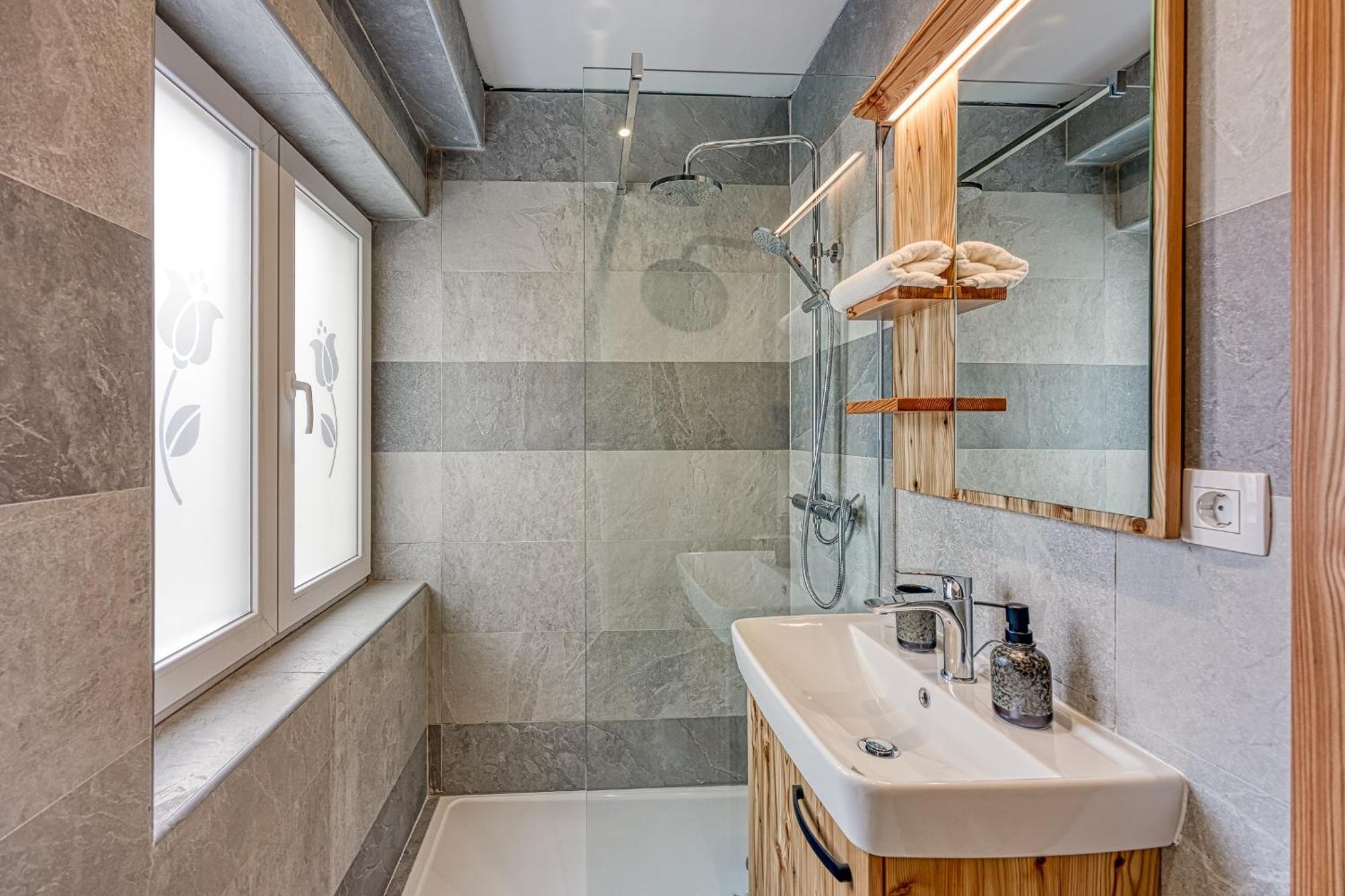 Apartments Viktor Rateče Kamer foto